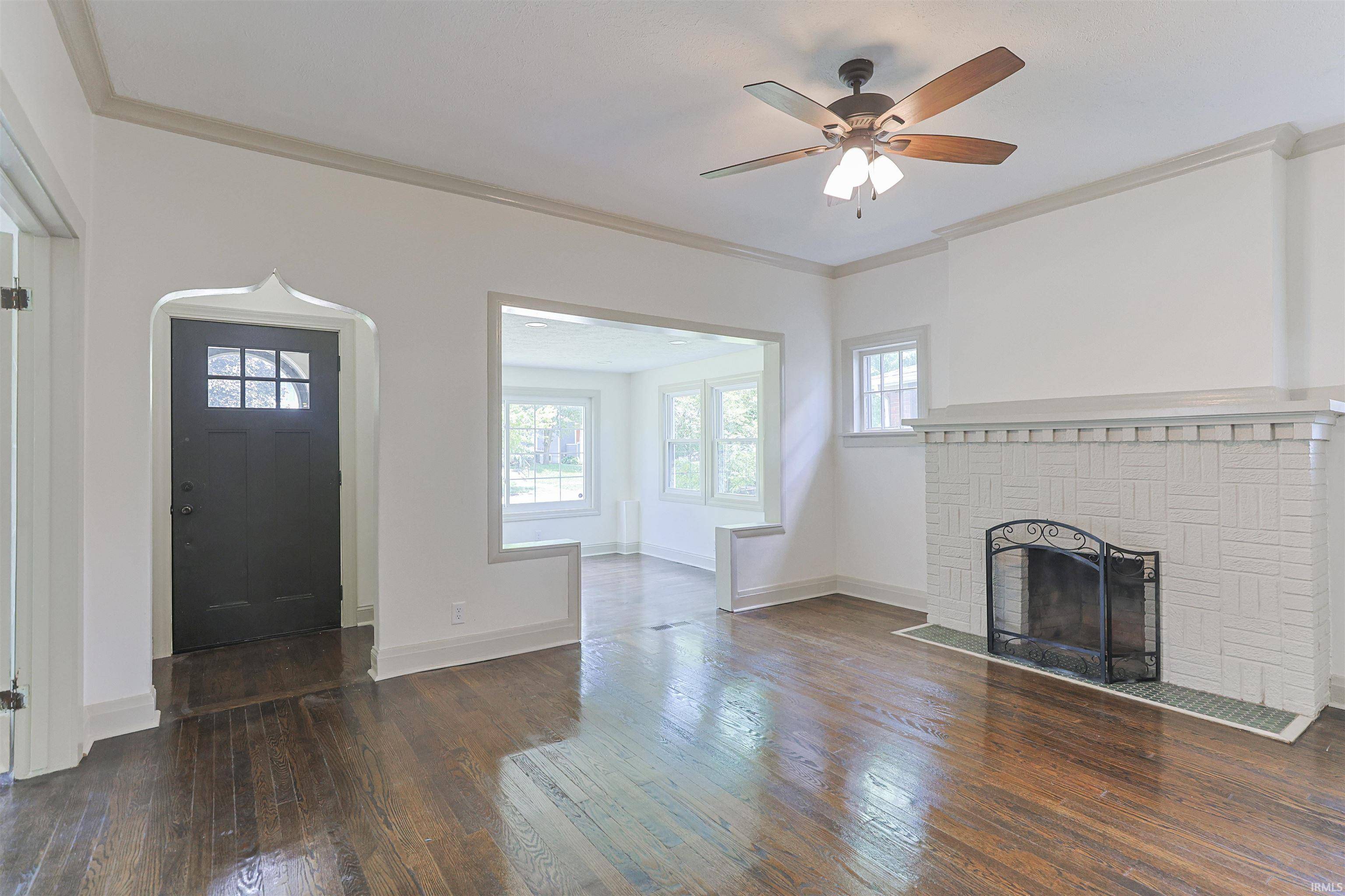 336 Parkovash AVE, South Bend, IN 46617