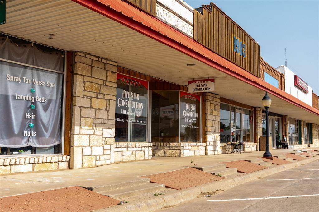 110 N Central Avenue, Knox City, TX 79529
