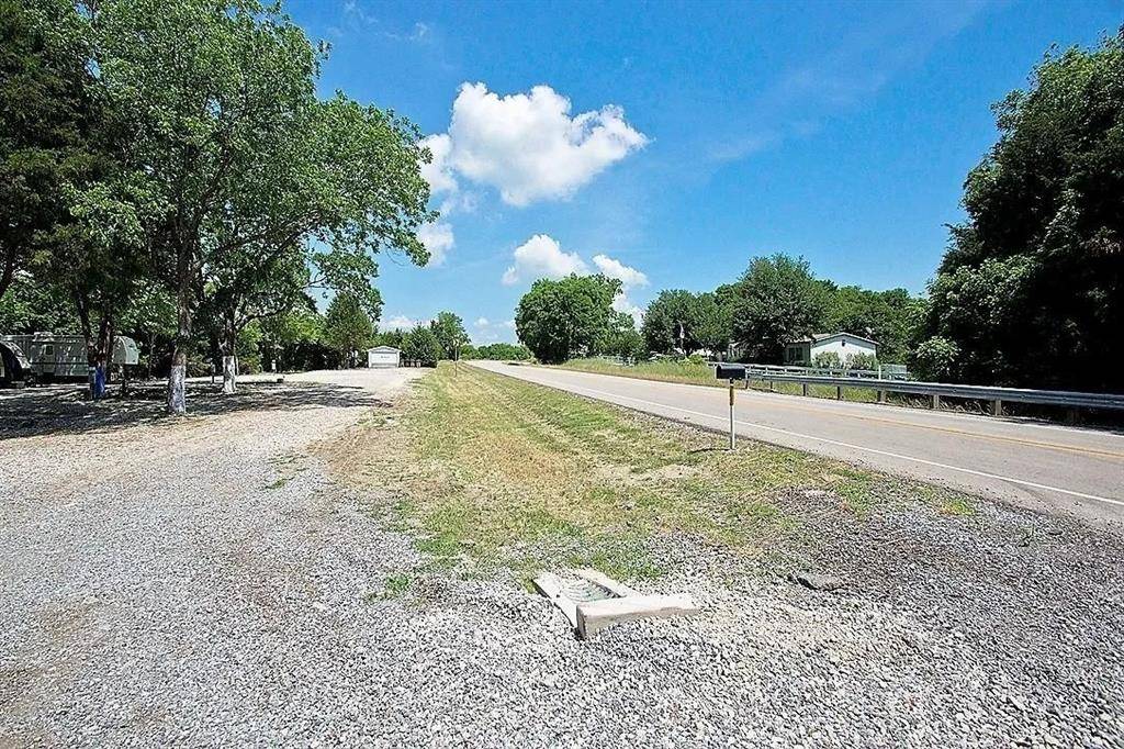 6852 Farm to market 546, Princeton, TX 75407