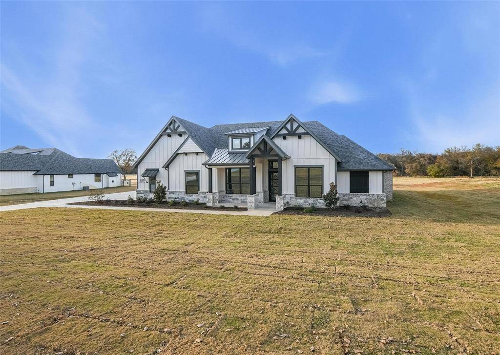 189 Rio Rancho Drive, Decatur, TX 76234