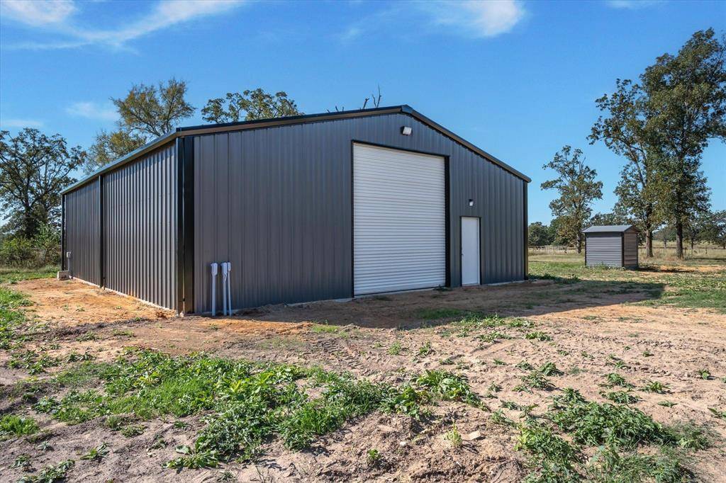 806 County Road 2918, Mineola, TX 75410