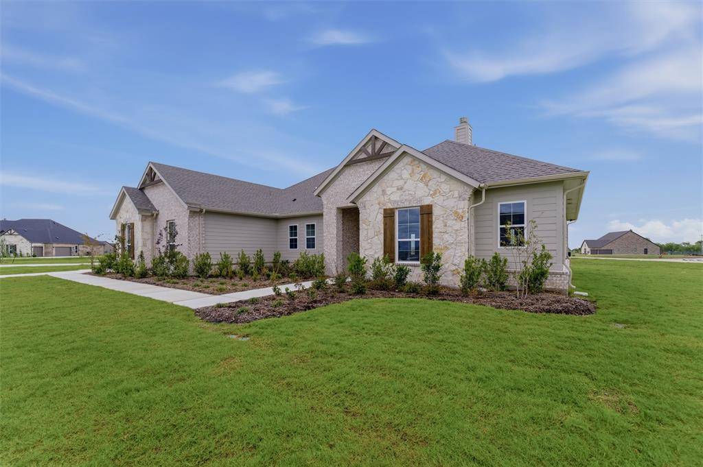 2204 Continent Court, Krum, TX 76249