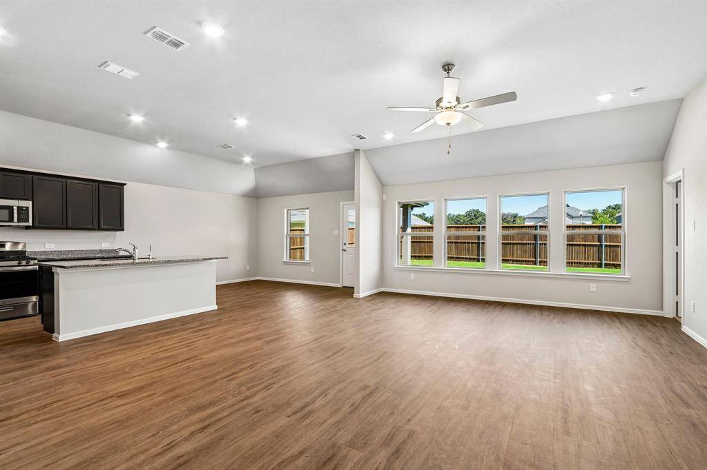 3213 Kingdom Drive, Denton, TX 76208