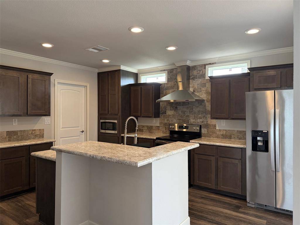 5945 County Road 1017, Joshua, TX 76058