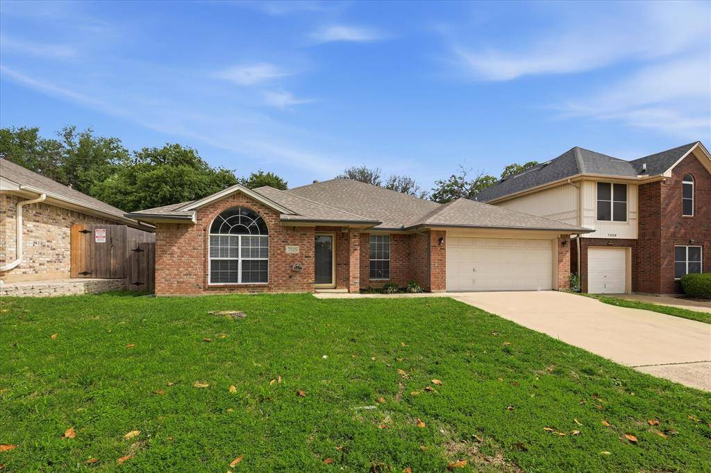7525 Arbor Park Drive, Fort Worth, TX 76120