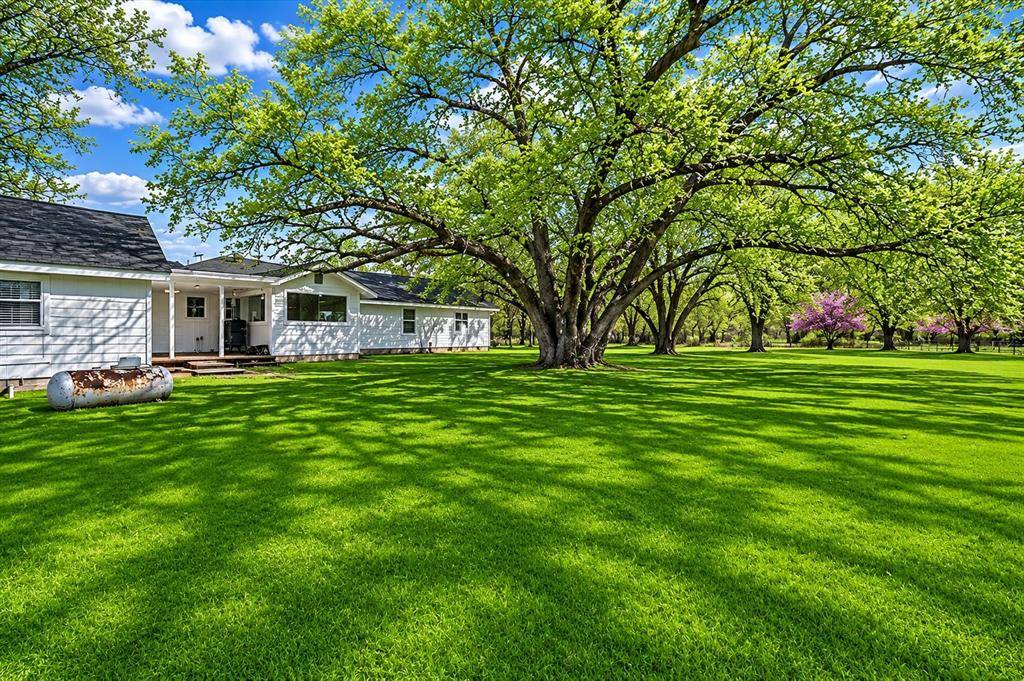 1835 Fort Graham Road, Waco, TX 76705