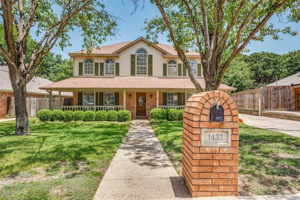 1432 Holley Creek Lane, Mansfield, TX 76063