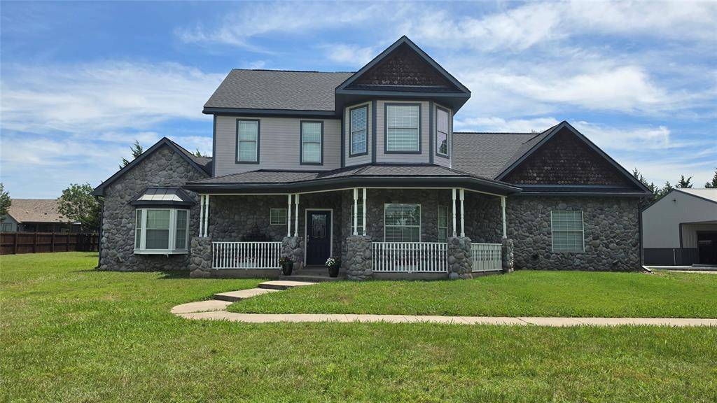 496 Brandon Way, Pottsboro, TX 75076
