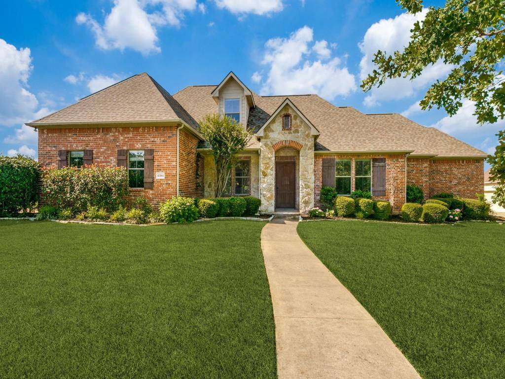 4304 Tree House Lane, Corinth, TX 76208