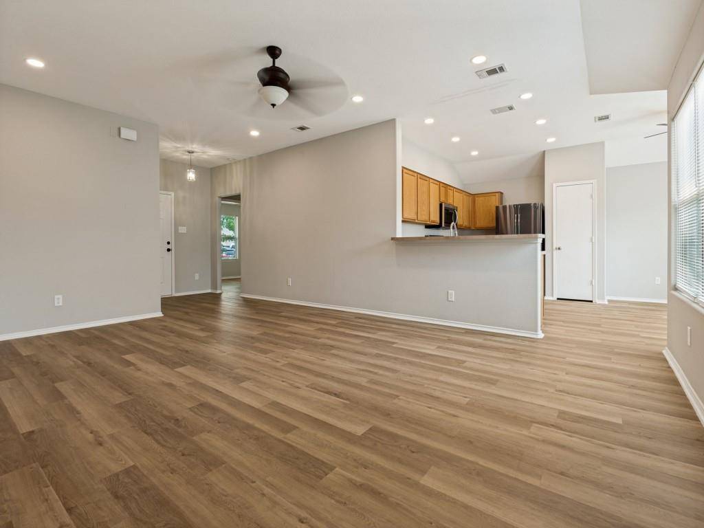 7832 Kansas Avenue, Dallas, TX 75241