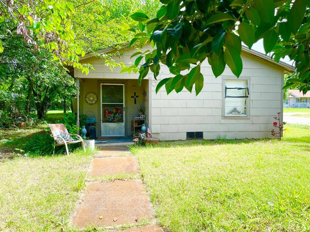 312 E Elm Street, Celina, TX 75009