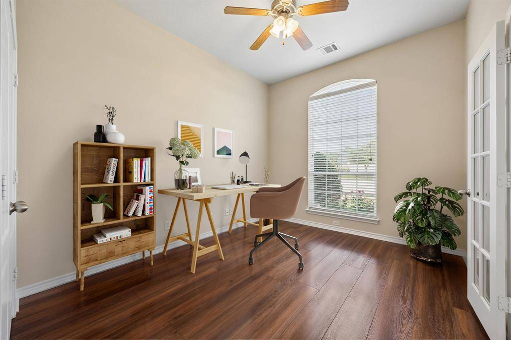 4201 Garden Path Lane, Mansfield, TX 76063