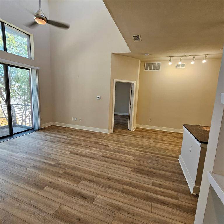 4605 Cedar Springs Road #337, Dallas, TX 75219