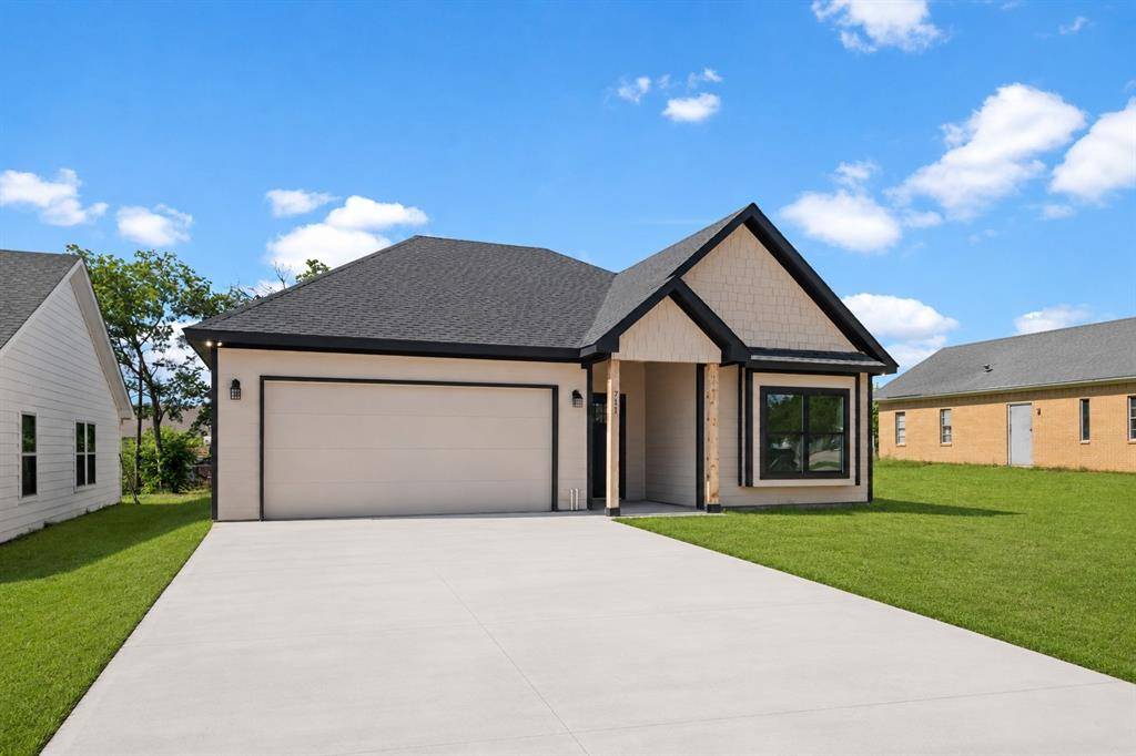 711 A D Mosley Street, Ferris, TX 75125