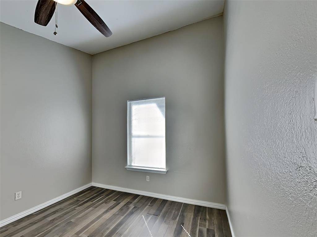 1621 Scottsdale Drive, Arlington, TX 76018