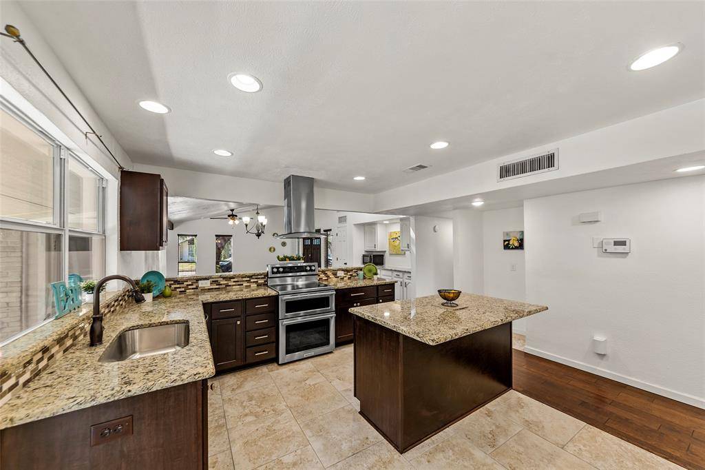 2017 Jennifer Court, Carrollton, TX 75007