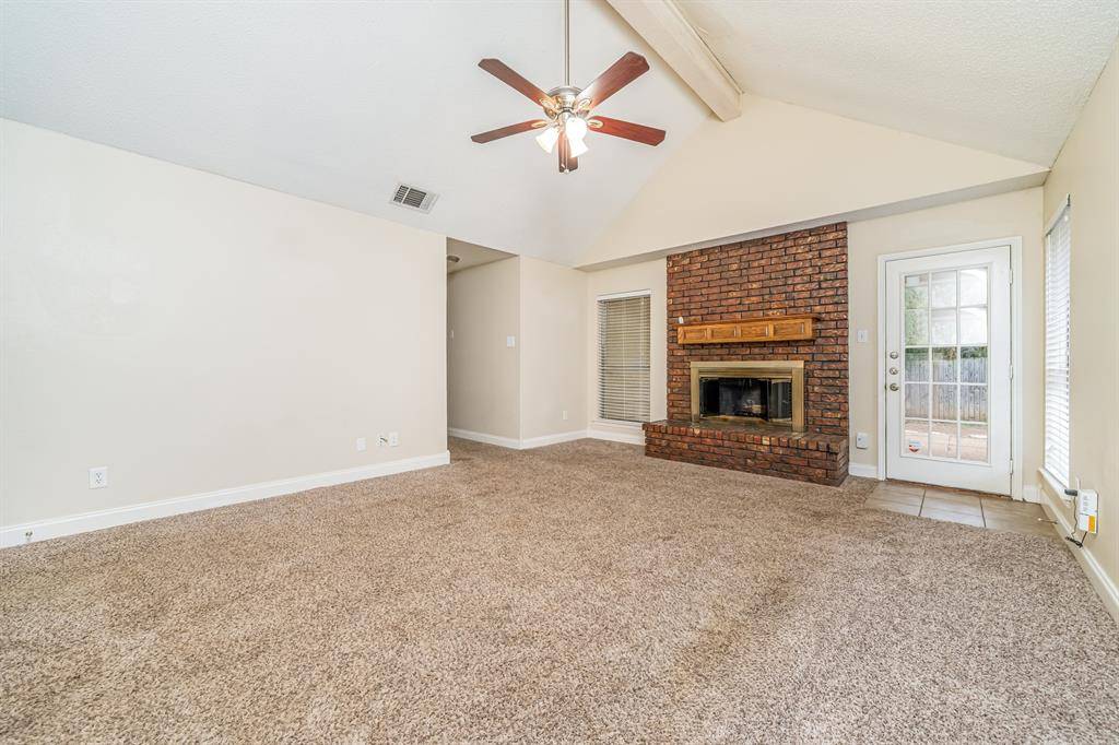 5624 Lordsburg Trail, Arlington, TX 76017