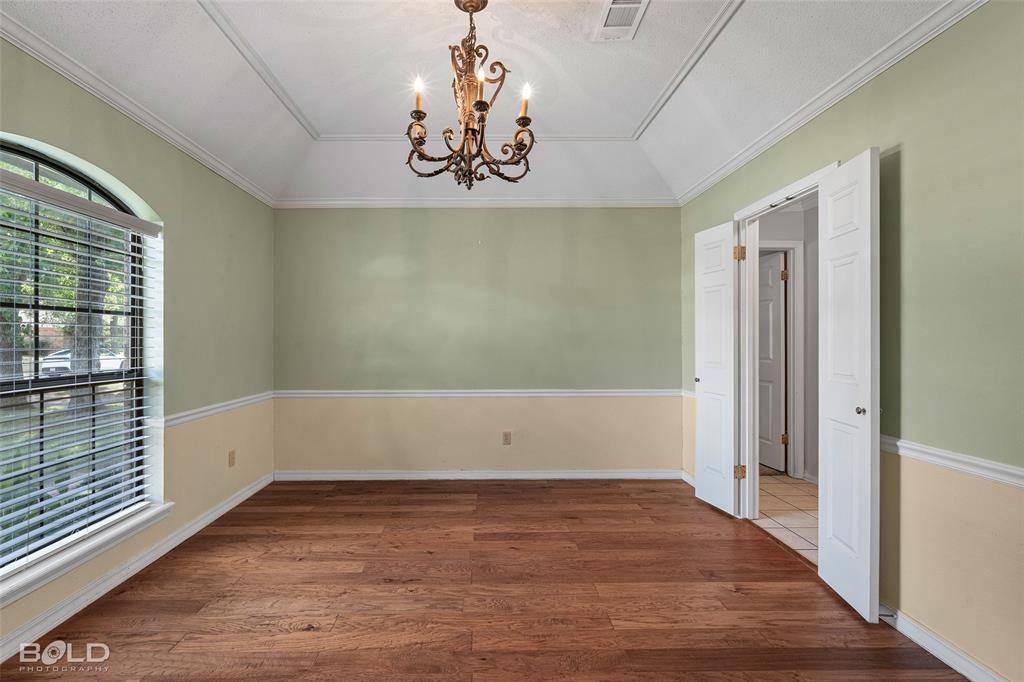 128 Southwood Drive, Bossier City, LA 71111