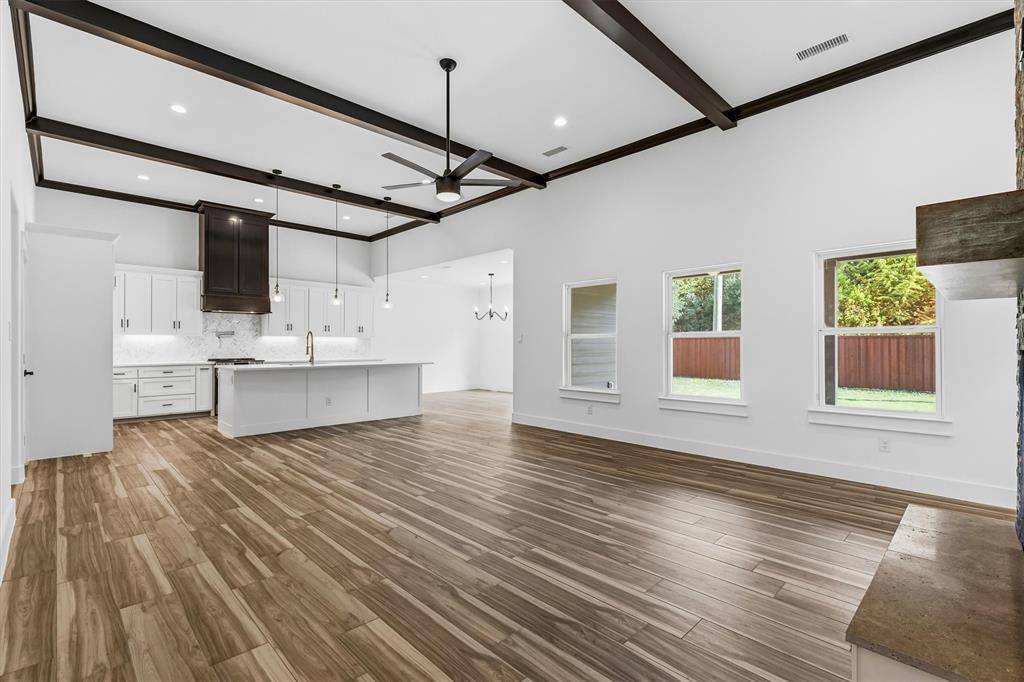 101 Darrell Drive, Heath, TX 75032