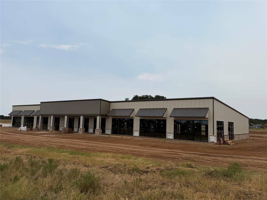 1001 Building 1 Industrial Court #204, Weatherford, TX 76085