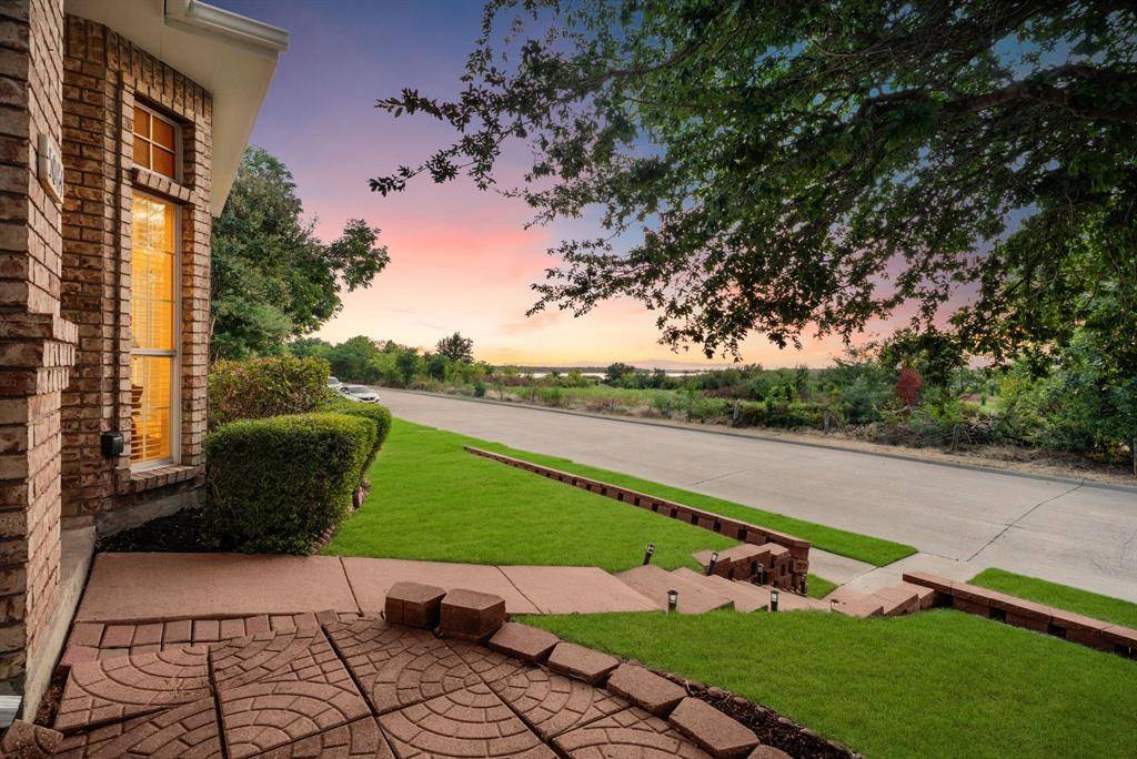 5084 Lakeshore Boulevard, The Colony, TX 75056