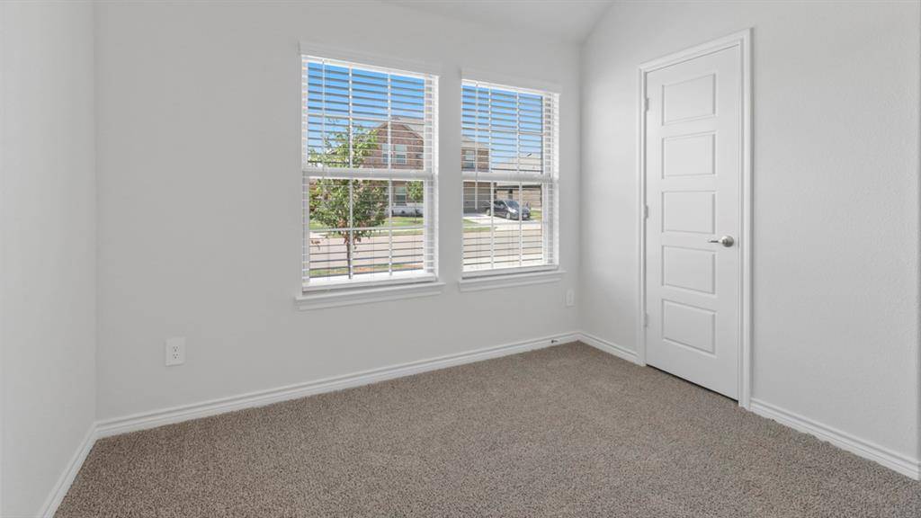 410 Carthage Street, Caddo Mills, TX 75135