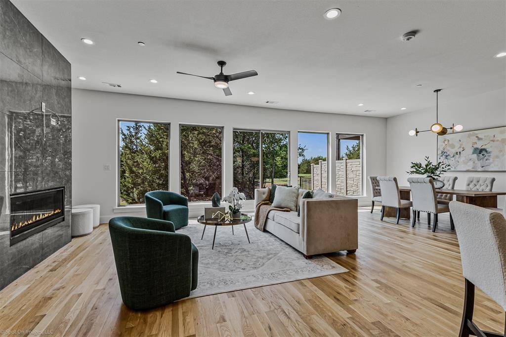 1718 Governors Boulevard, Heath, TX 75126