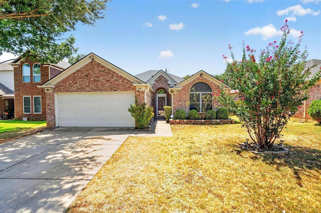 306 Branch Bend, Euless, TX 76039