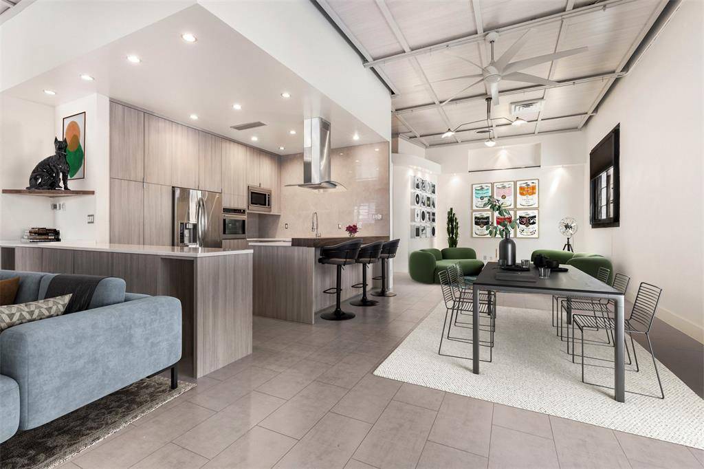 215 N Walton Street #9 & 11, Dallas, TX 75226