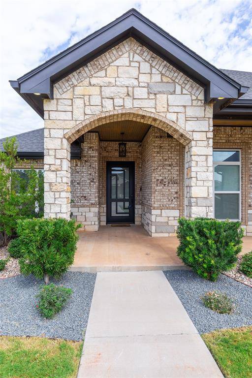 2301 Manor Oaks Terrace, Abilene, TX 79602