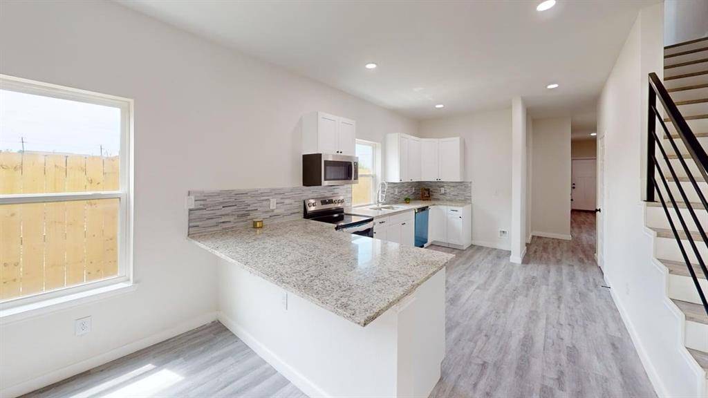 6702 S Lancaster Road, Dallas, TX 75241