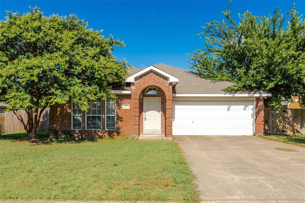 1513 S 3rd Street S, Midlothian, TX 76065
