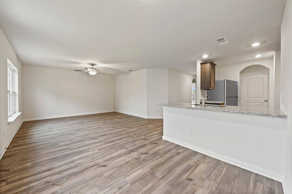 10929 Gray Mare Drive, Fort Worth, TX 76108