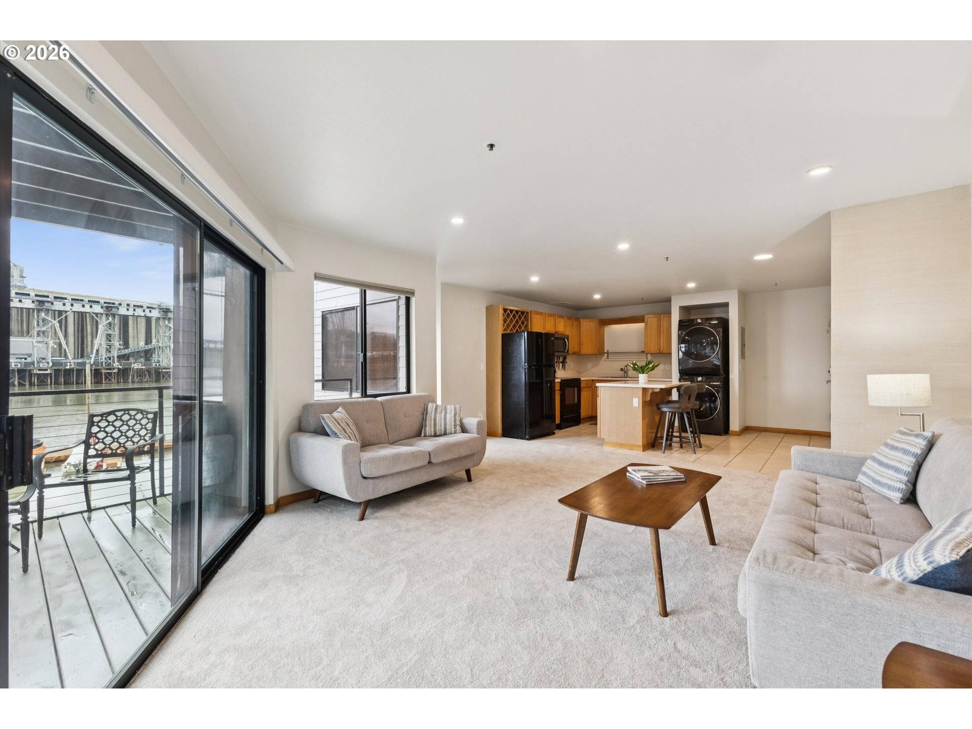 620 NW NAITO PKWY #B7, Portland, OR 97209