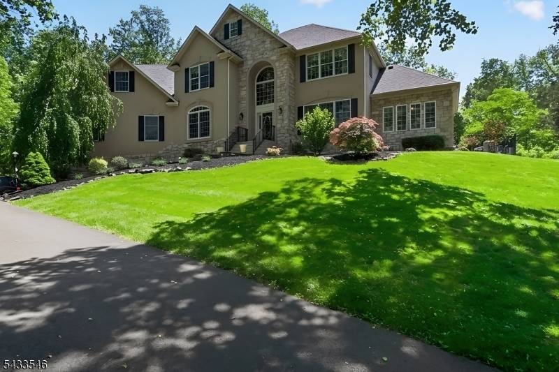 41 Sutton Farm Rd, Delaware Twp., NJ 08822
