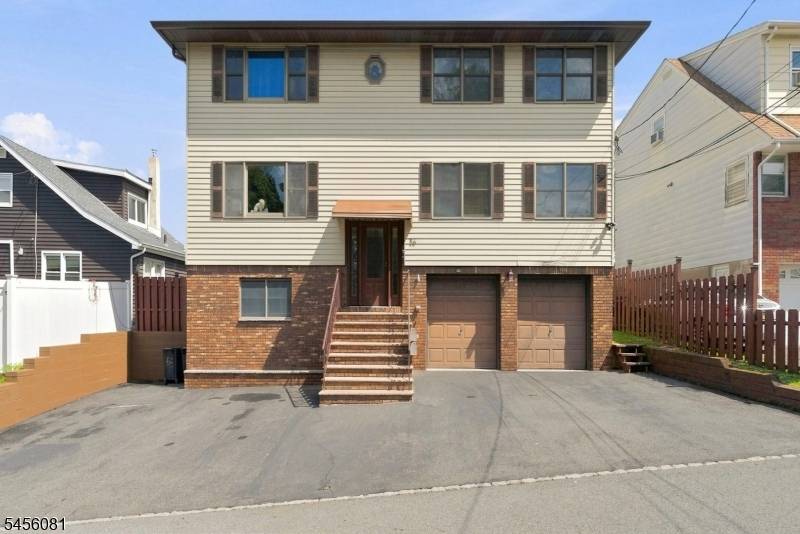 56 Hillcrest Ave, Woodland Park, NJ 07424