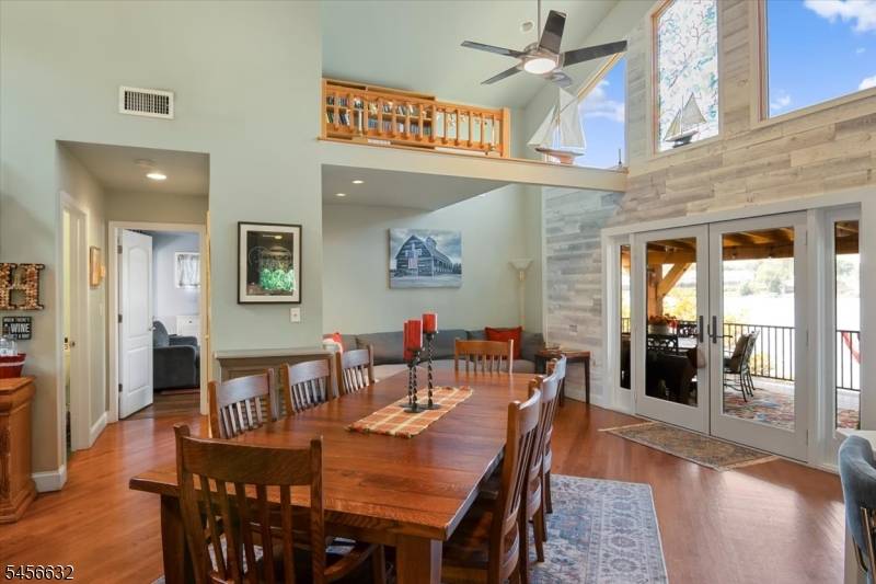 5 Lee Dr, Mount Arlington Boro, NJ 07856