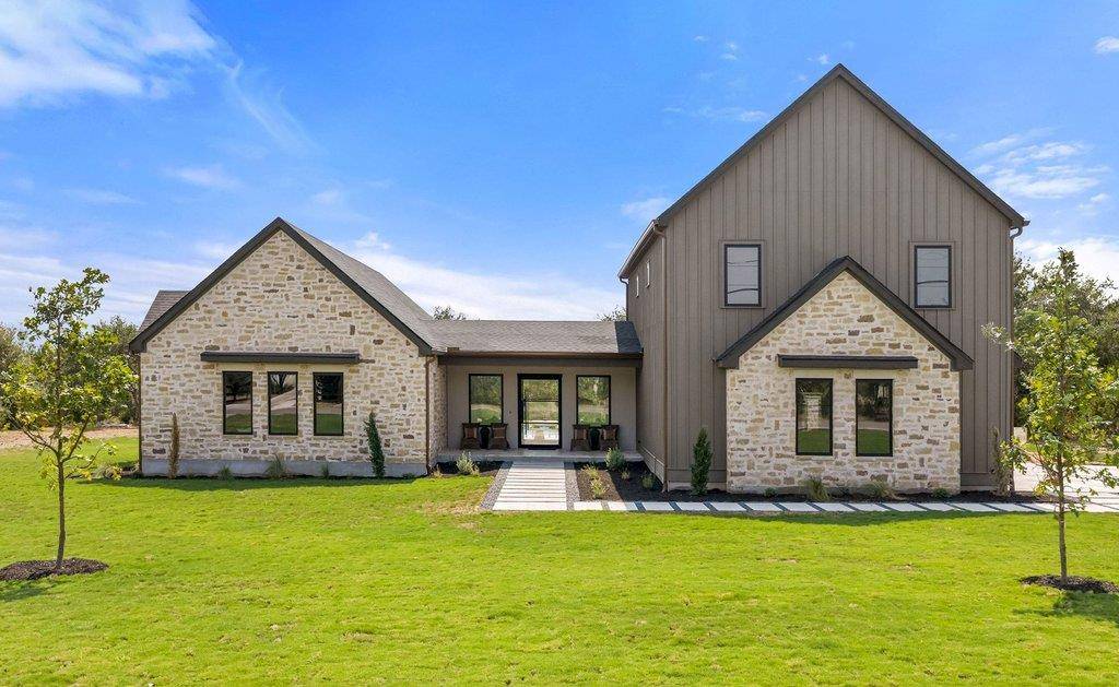 9207 Zyle RD, Austin, TX 78737