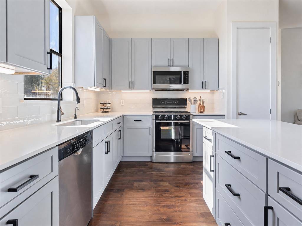 6000 S Congress Ave #201, Austin, TX 78745