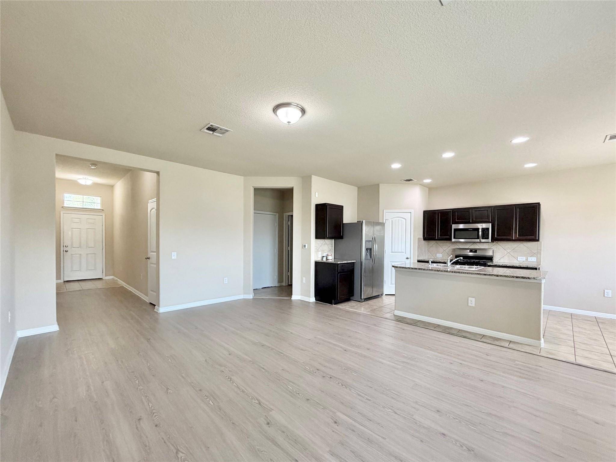 1416 Fort Dessau RD, Pflugerville, TX 78660