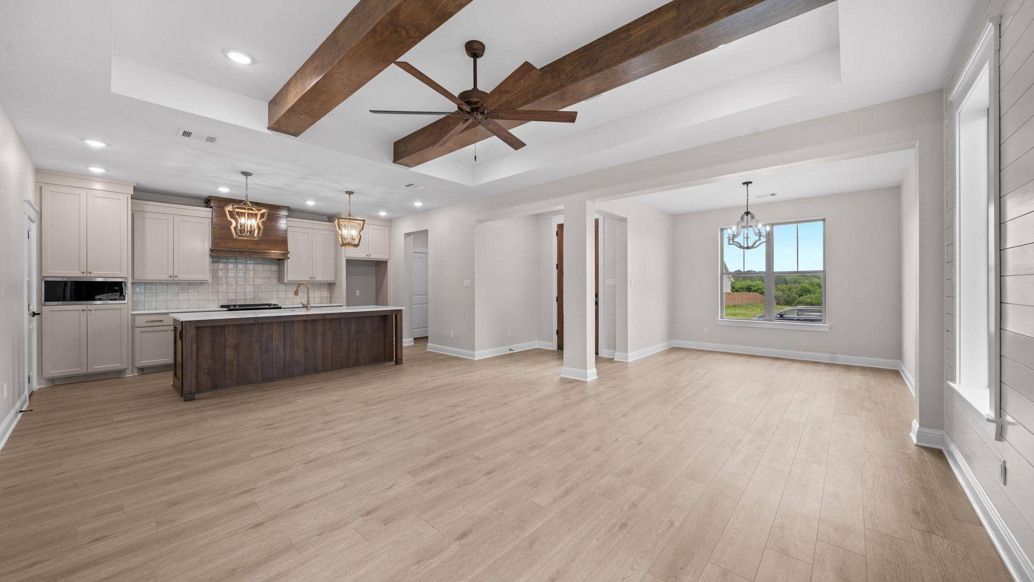 162 Buffalo Ridge RD, Giddings, TX 78942