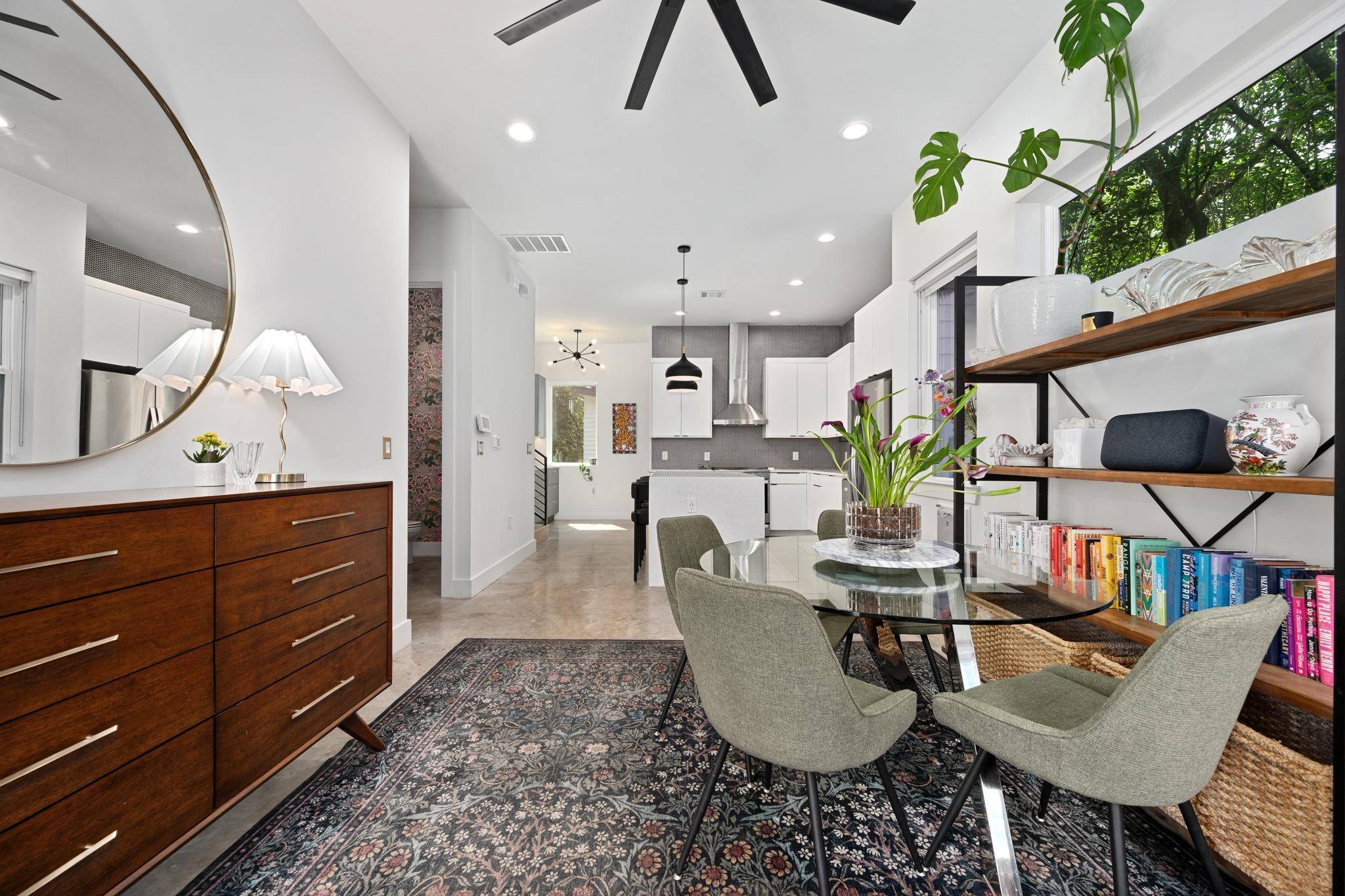 2605 S 2nd ST #2, Austin, TX 78704