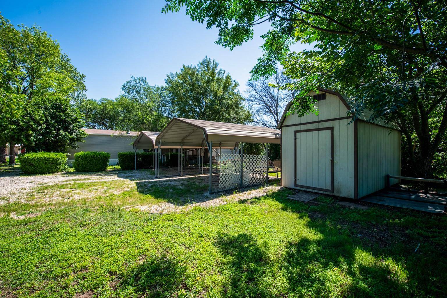 258 Quail Ridge DR, Kyle, TX 78640