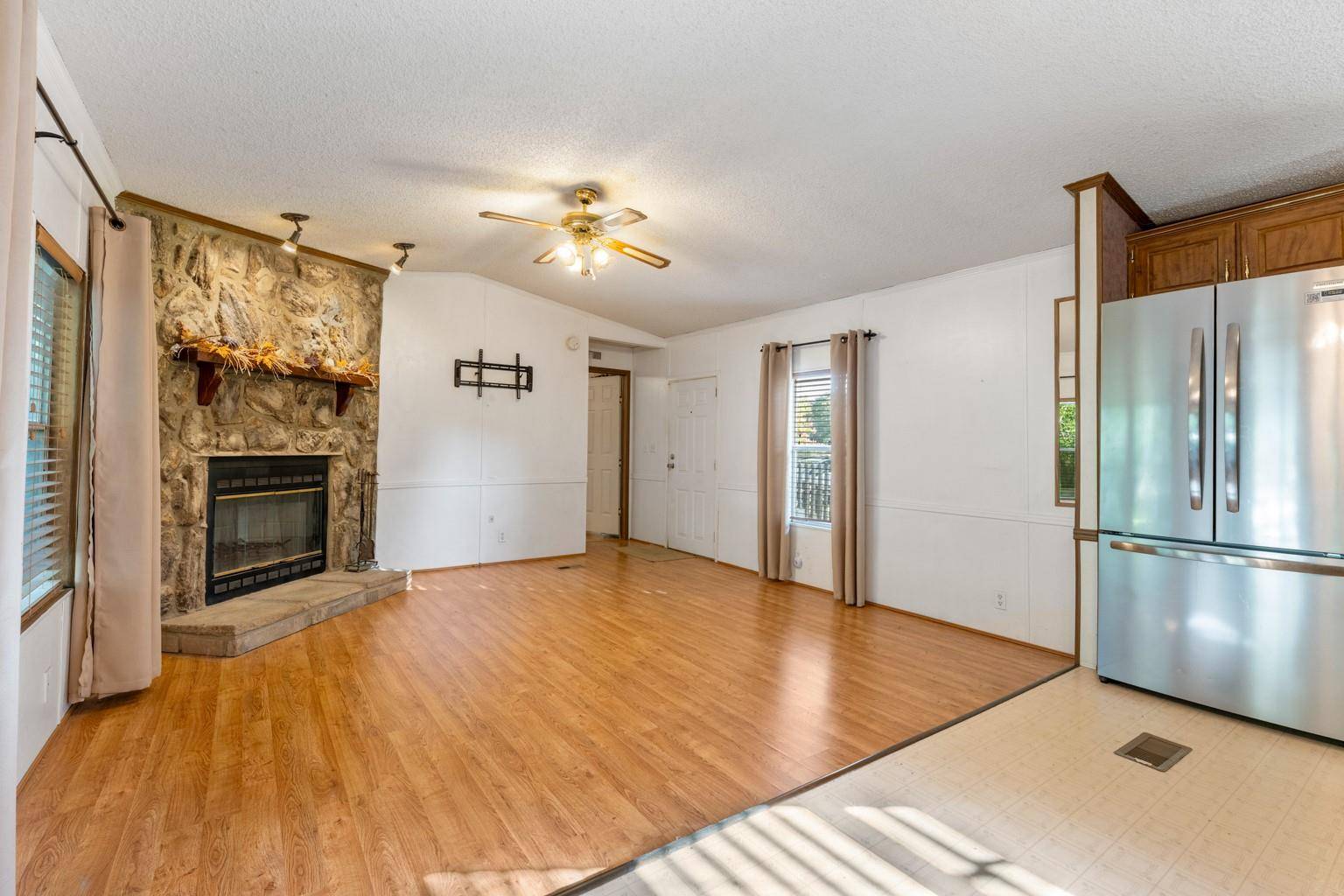 258 Quail Ridge DR, Kyle, TX 78640