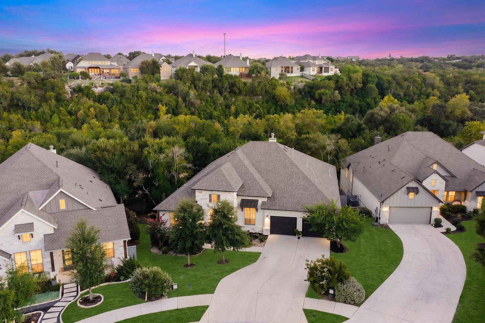 129 Hollytree CT, Georgetown, TX 78628