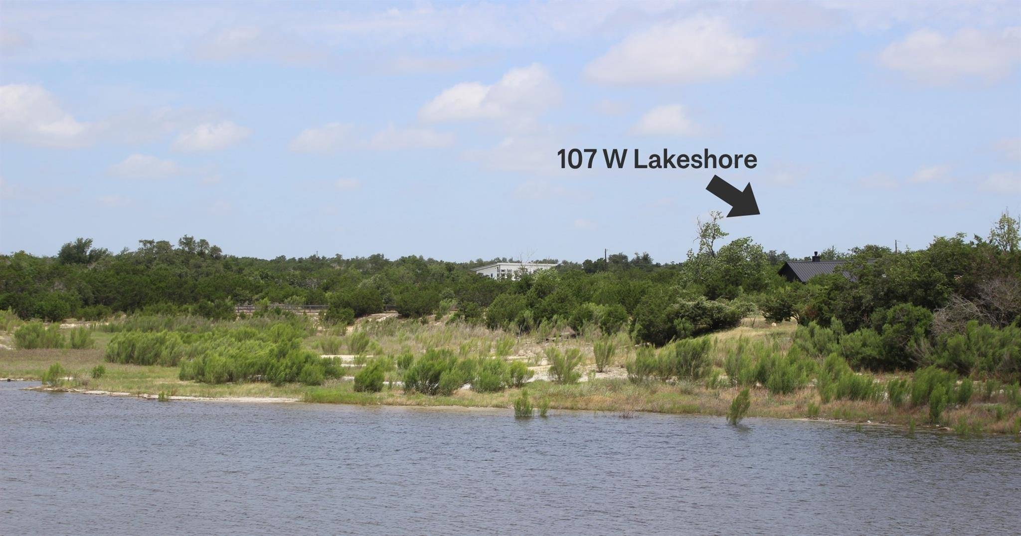 107 W Lakeshore DR, Dripping Springs, TX 78620