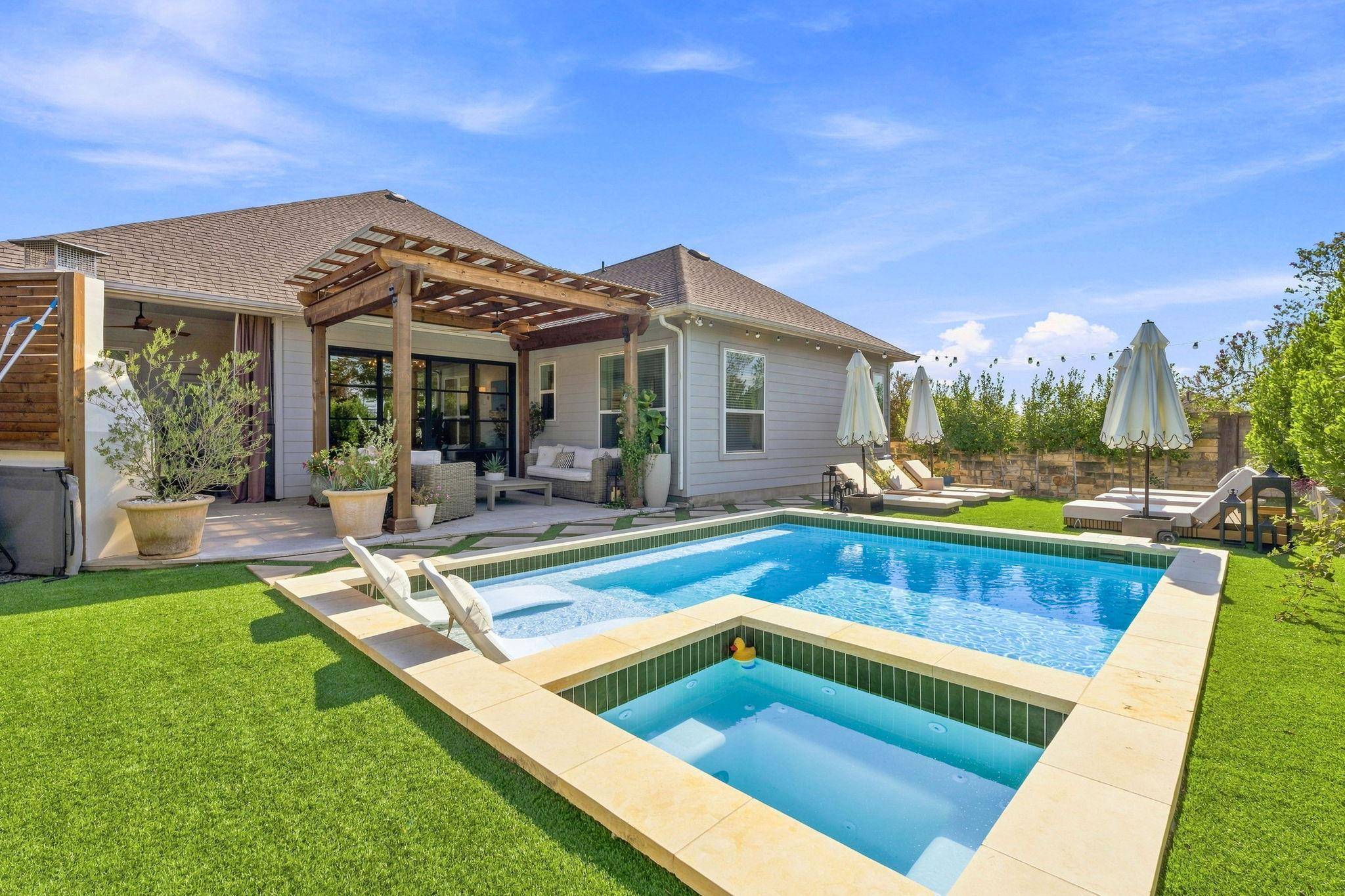 7904 Beacon Knob WAY, Austin, TX 78744
