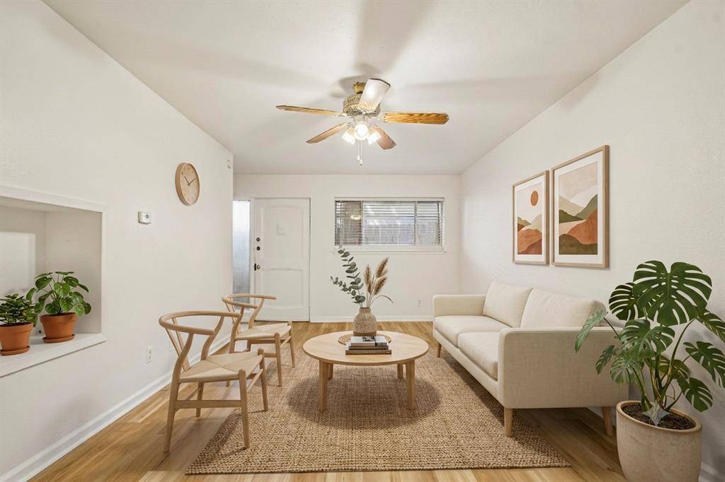 2413 Leon ST #104, Austin, TX 78705