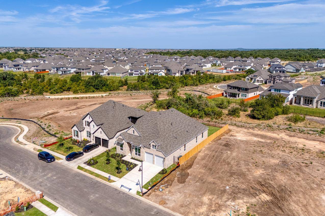 212 Borrego BND, Liberty Hill, TX 78642