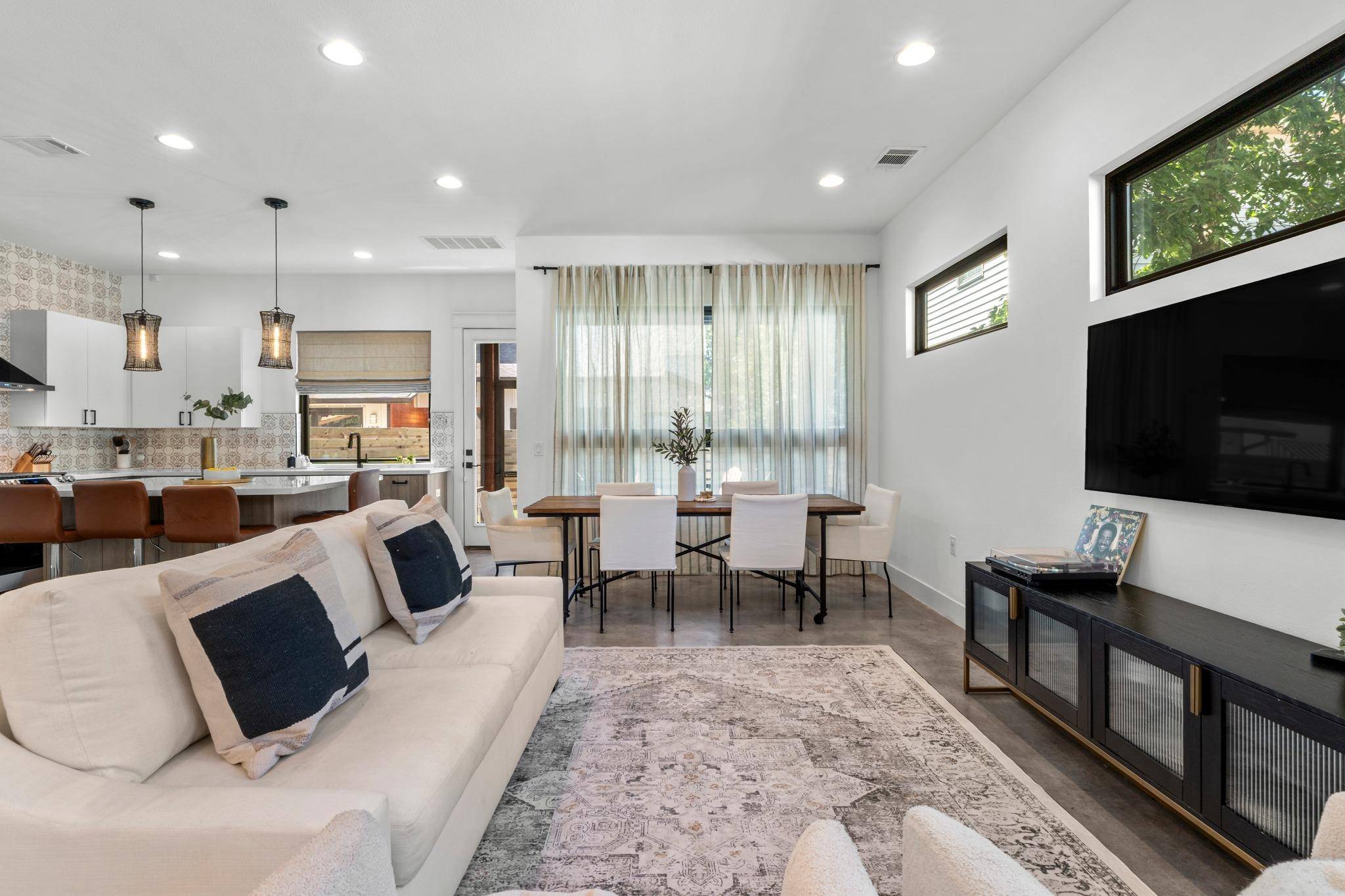 409 W 55th 1/2 ST #1, Austin, TX 78751